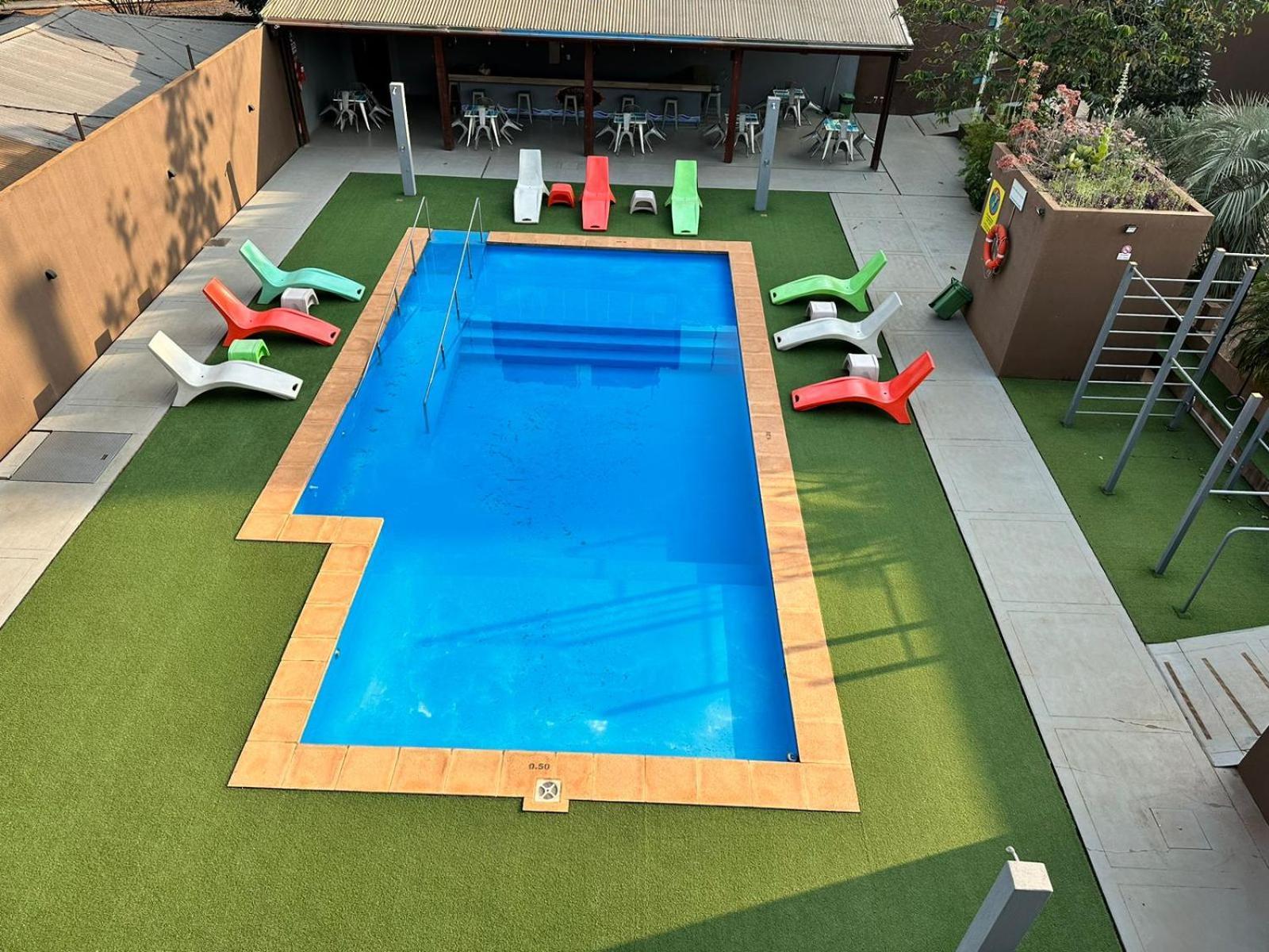 Hotel Boutique Genova Пуерто Игуасу Екстериор снимка