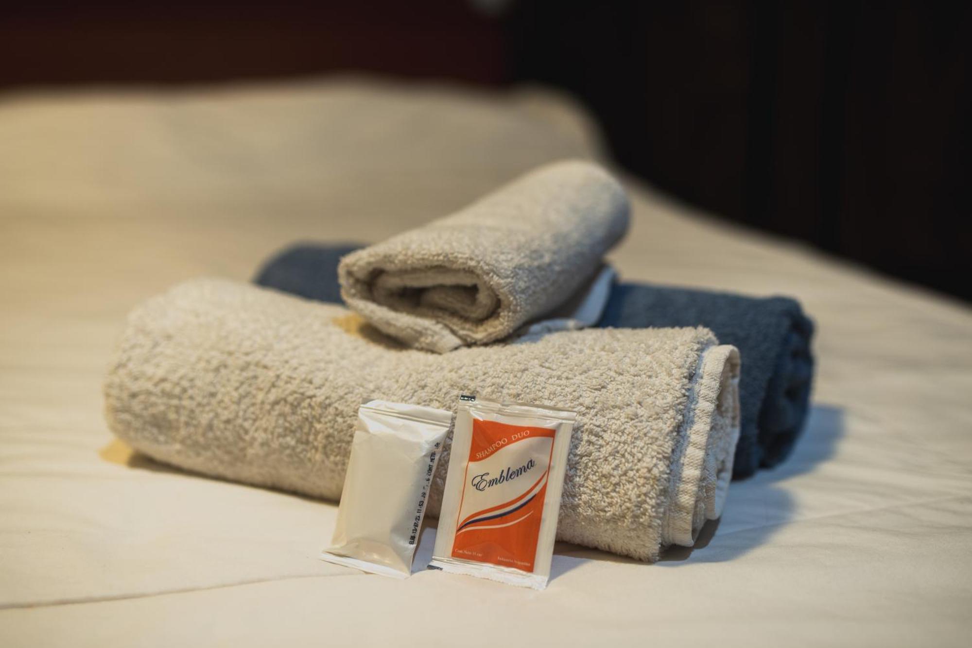 Hotel Boutique Genova Пуерто Игуасу Екстериор снимка