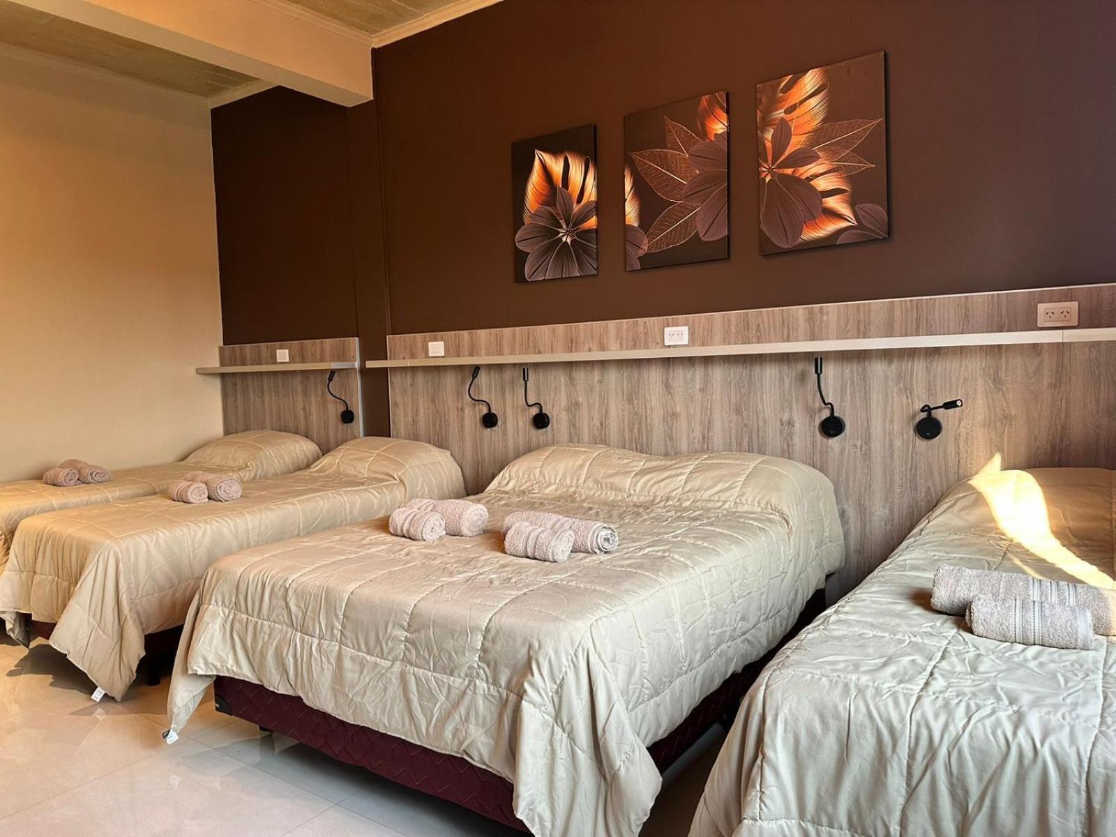 Hotel Boutique Genova Пуерто Игуасу Екстериор снимка