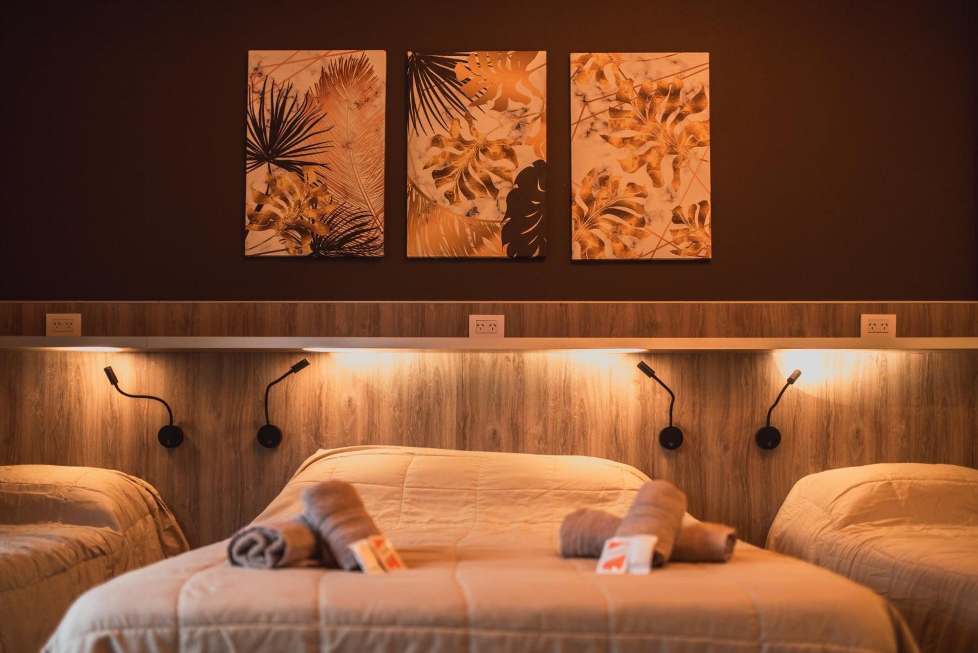 Hotel Boutique Genova Пуерто Игуасу Екстериор снимка