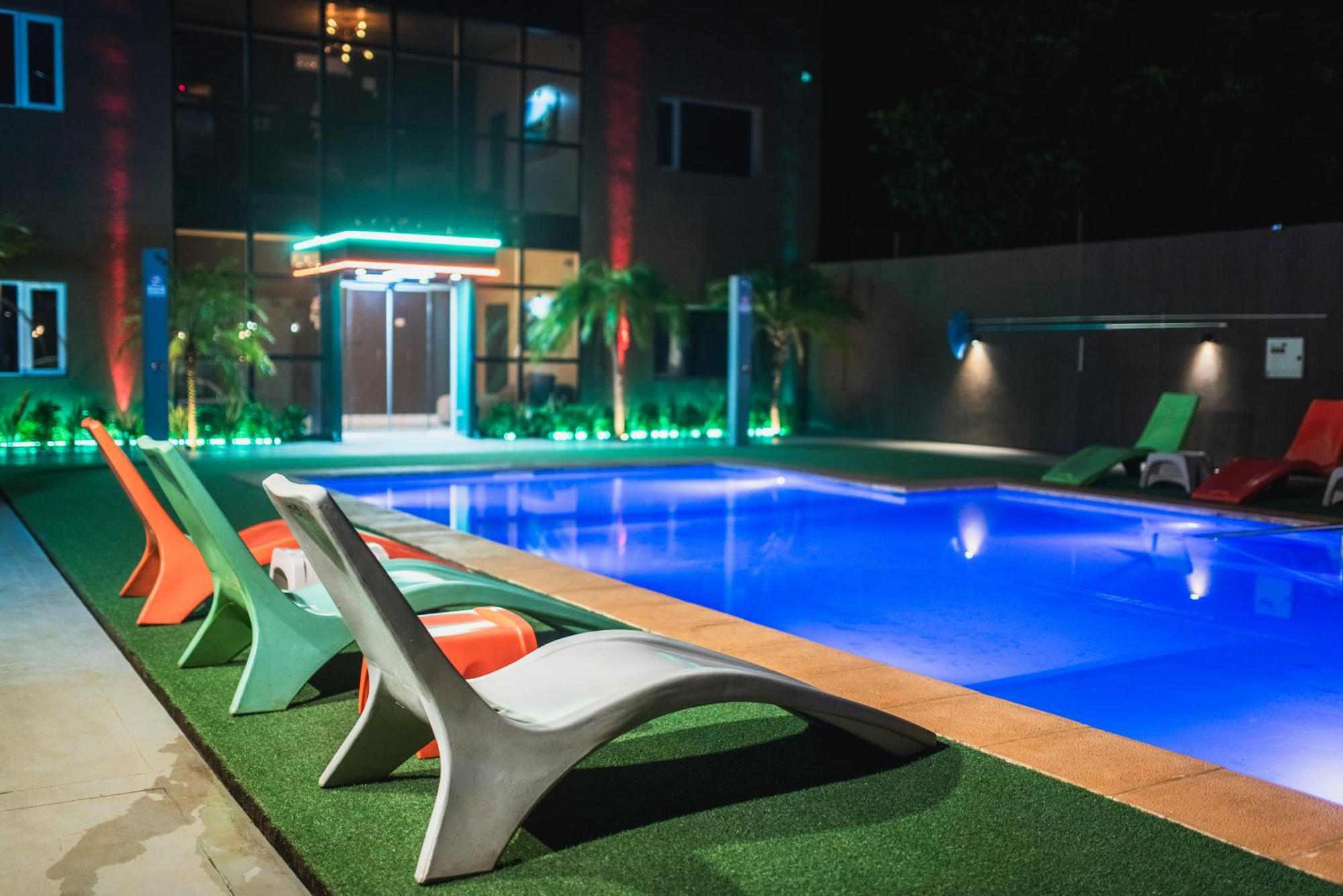 Hotel Boutique Genova Пуерто Игуасу Екстериор снимка